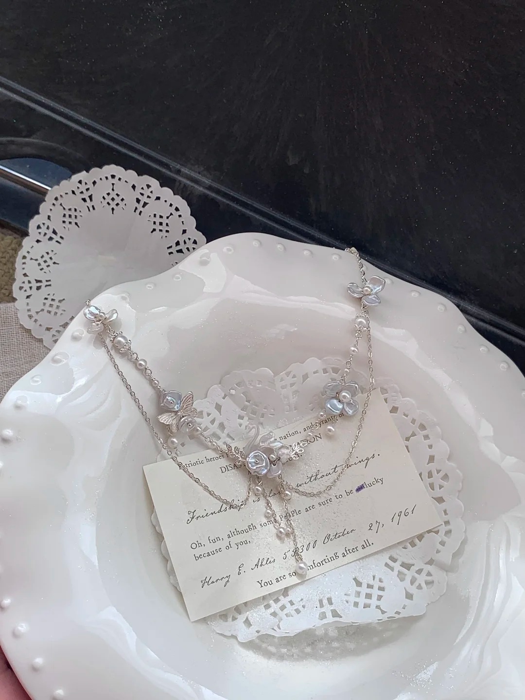Natural pearl handmade swan necklace Simple daily date