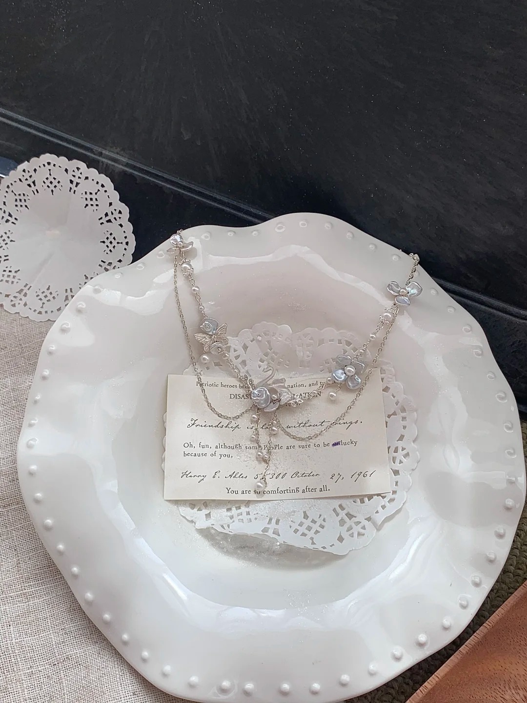 Natural pearl handmade swan necklace Simple daily date