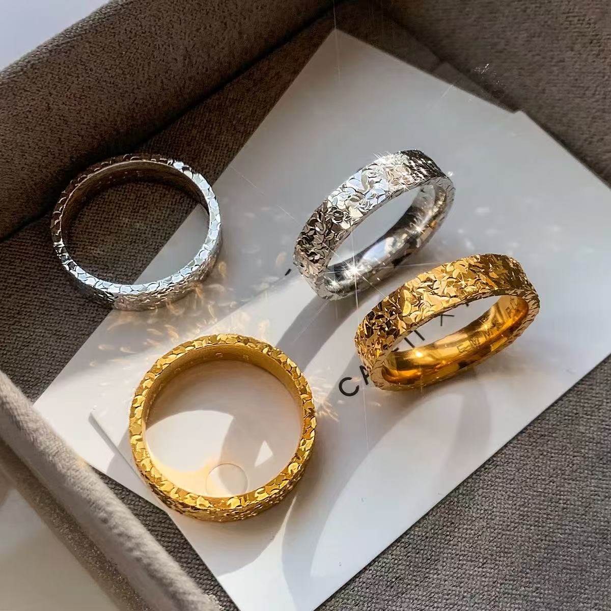 Simple and niche index finger ring