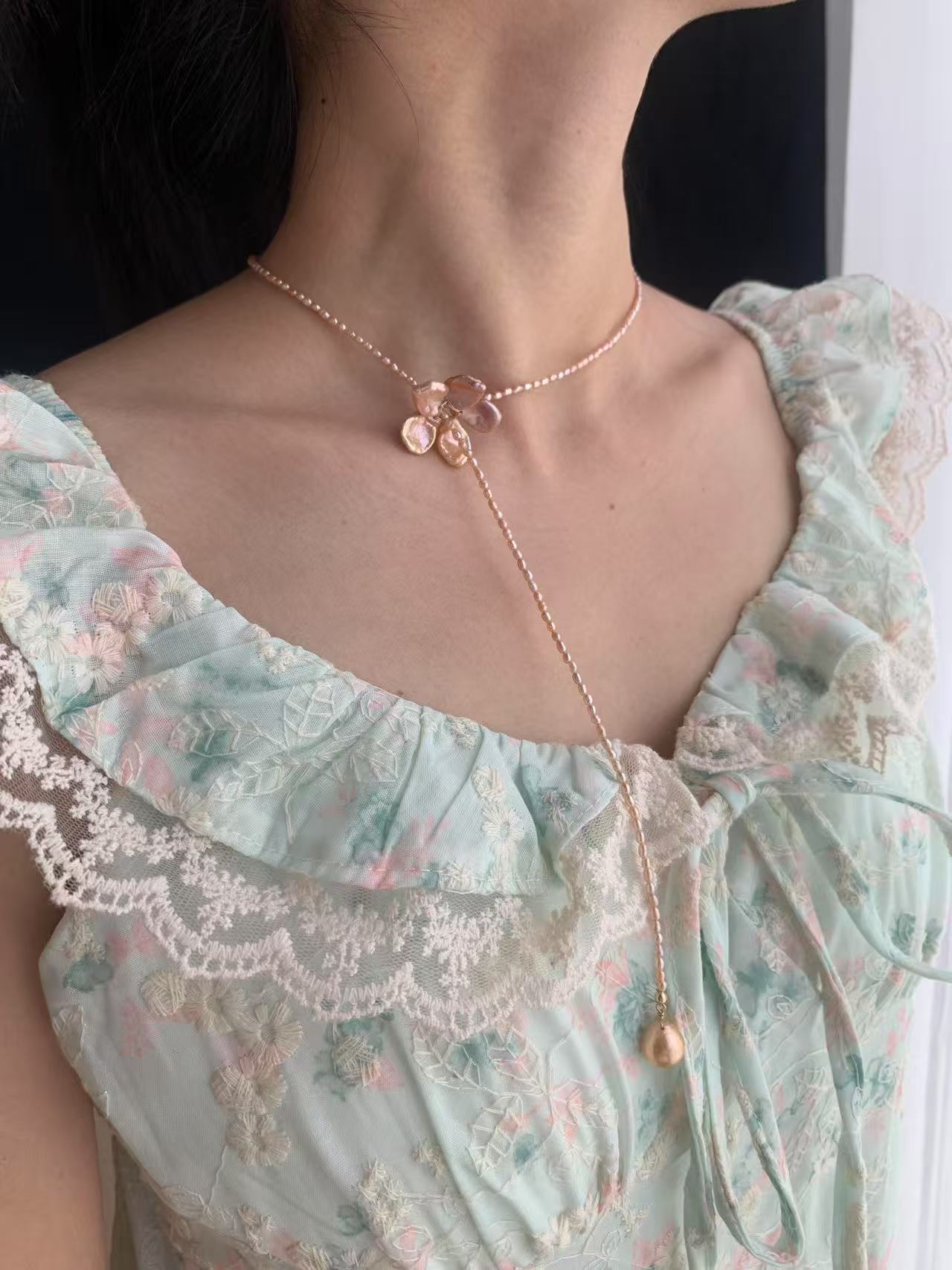 Flower pearl necklace simple style