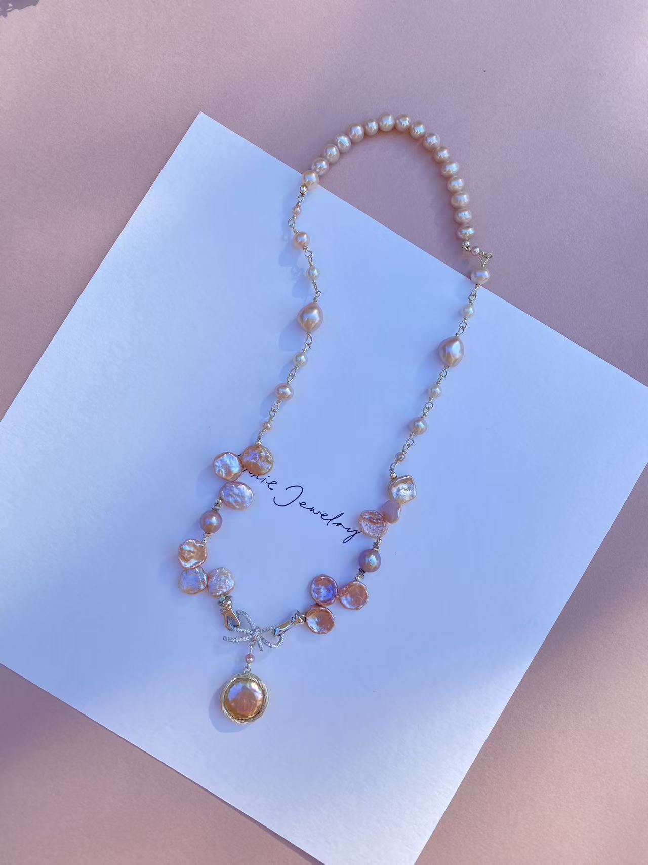 Petal Bow Pearl Necklace