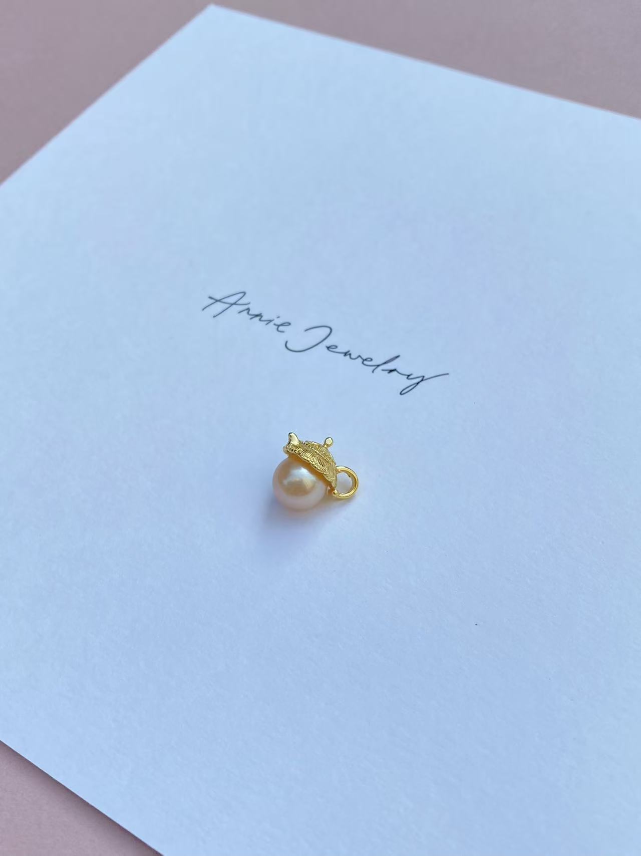 Teapot Pearl Pendant