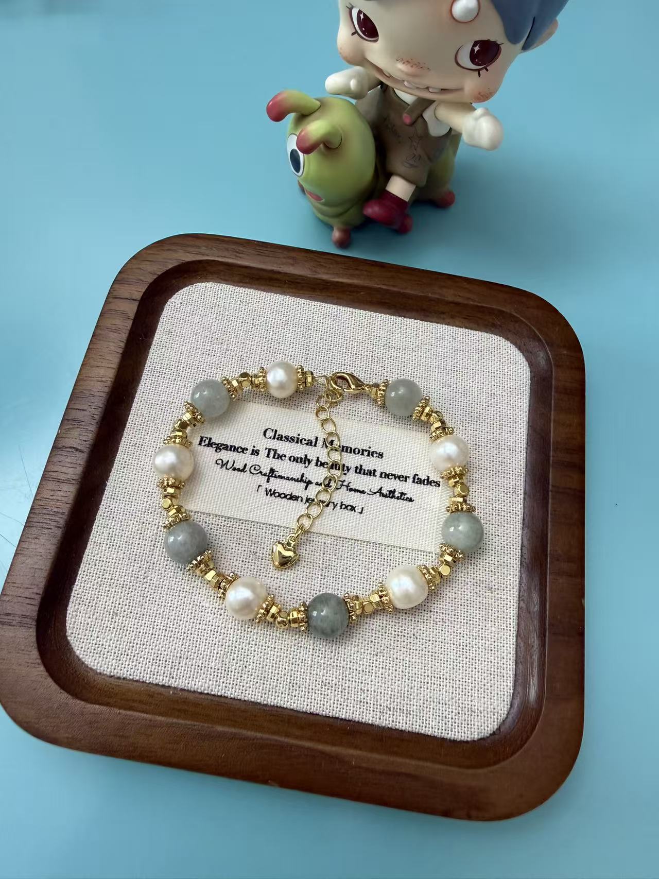 Natural Gray Moonstone & Freshwater Pearl Gold-Plated Adjustable Bracelet B145