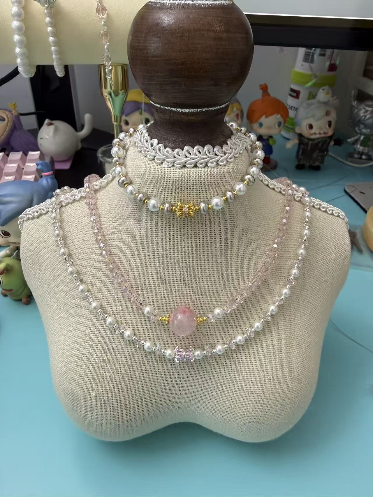 Natural Freshwater Pearl Beaded Bracelet with Gold-Plated Flower Charm & Silver Disc Spacers, Adjustable Dainty Jewelry for Women B298
