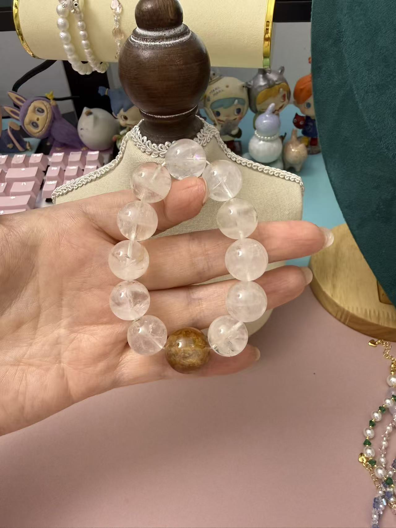 Natural Milky White Crystal & Caramel Flower Quartz Beaded Bracelet, Unisex Elastic Healing Stone Wrist Jewelry B324