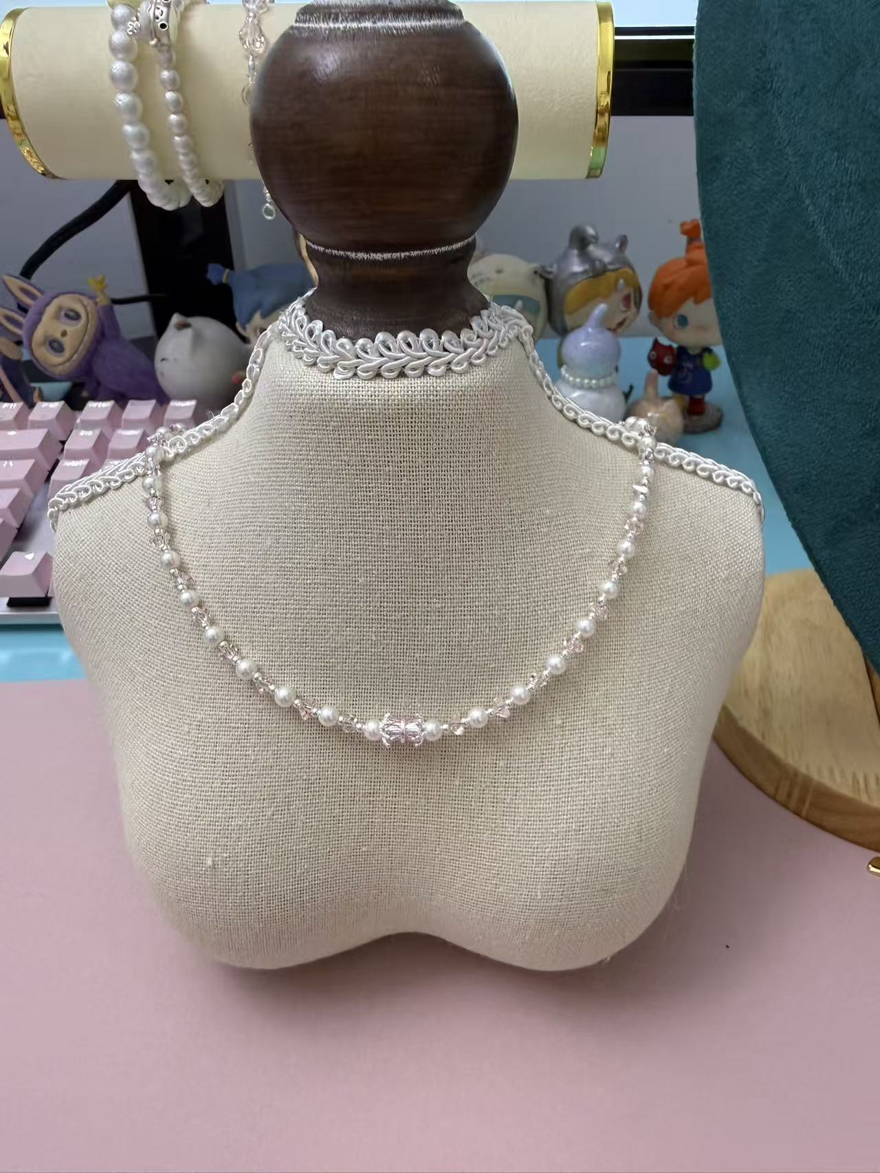 Pink Zircon Bow Pearl Choker Necklace, Silver Plated Beaded Chain, Sweet Y2K Aesthetic Jewelry N85