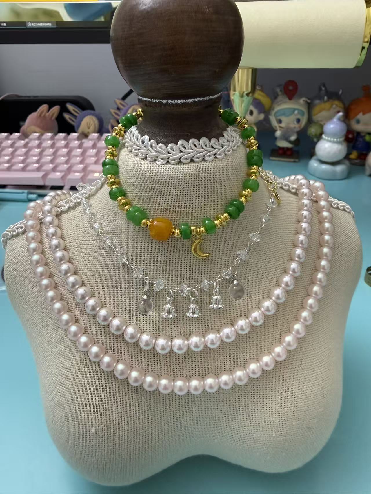 Vintage Green Jade & Gold Beaded Bracelet with Moon Charm, Adjustable New Chinese Style Women's Jewelry B321