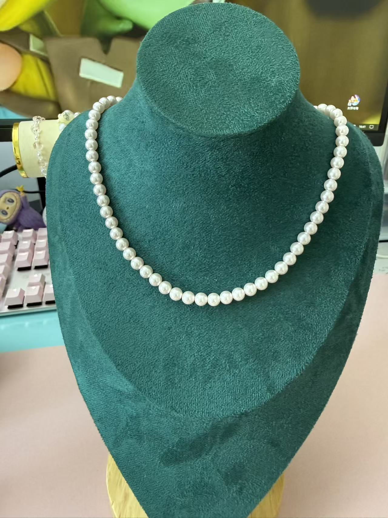 Sakura Pink Round Imitation Pearl Necklace, Adjustable Cherry Blossom Tone Pearl Choker with Silver Clasp Soft Cherry Blossom Pink Pearl Strand Necklace, Dainty Shimmer Pastel Pearl Choker for Women N90