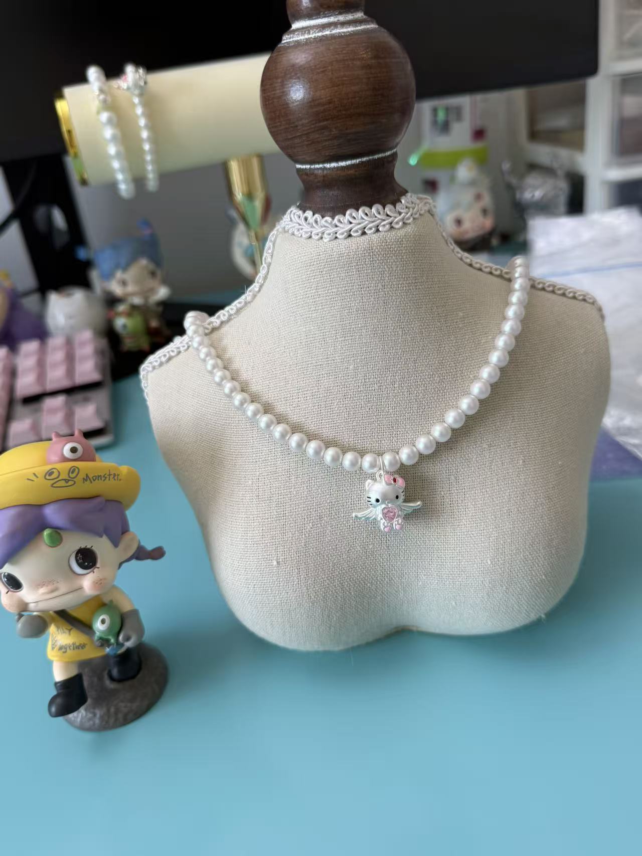 999 Sterling Silver Hello Kitty Angel Pendant Necklace, Dreamy Pink Sheen Faux Pearl Choker, Hypoallergenic Kawaii Jewelry for Girls N0001