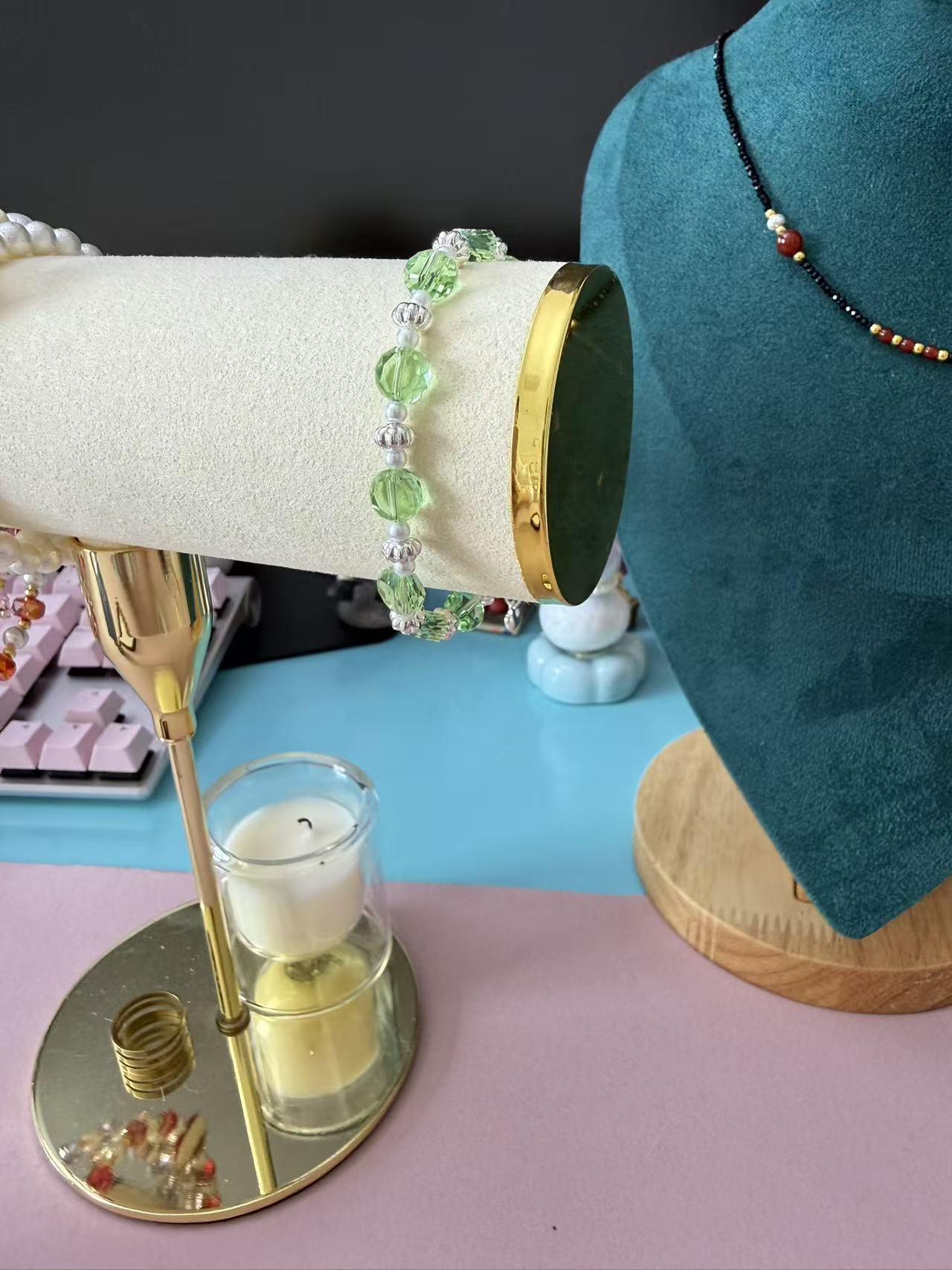 Fresh Green Faceted Crystal Choker Necklace | Silver Tone Handmade Short Neck Chain B341