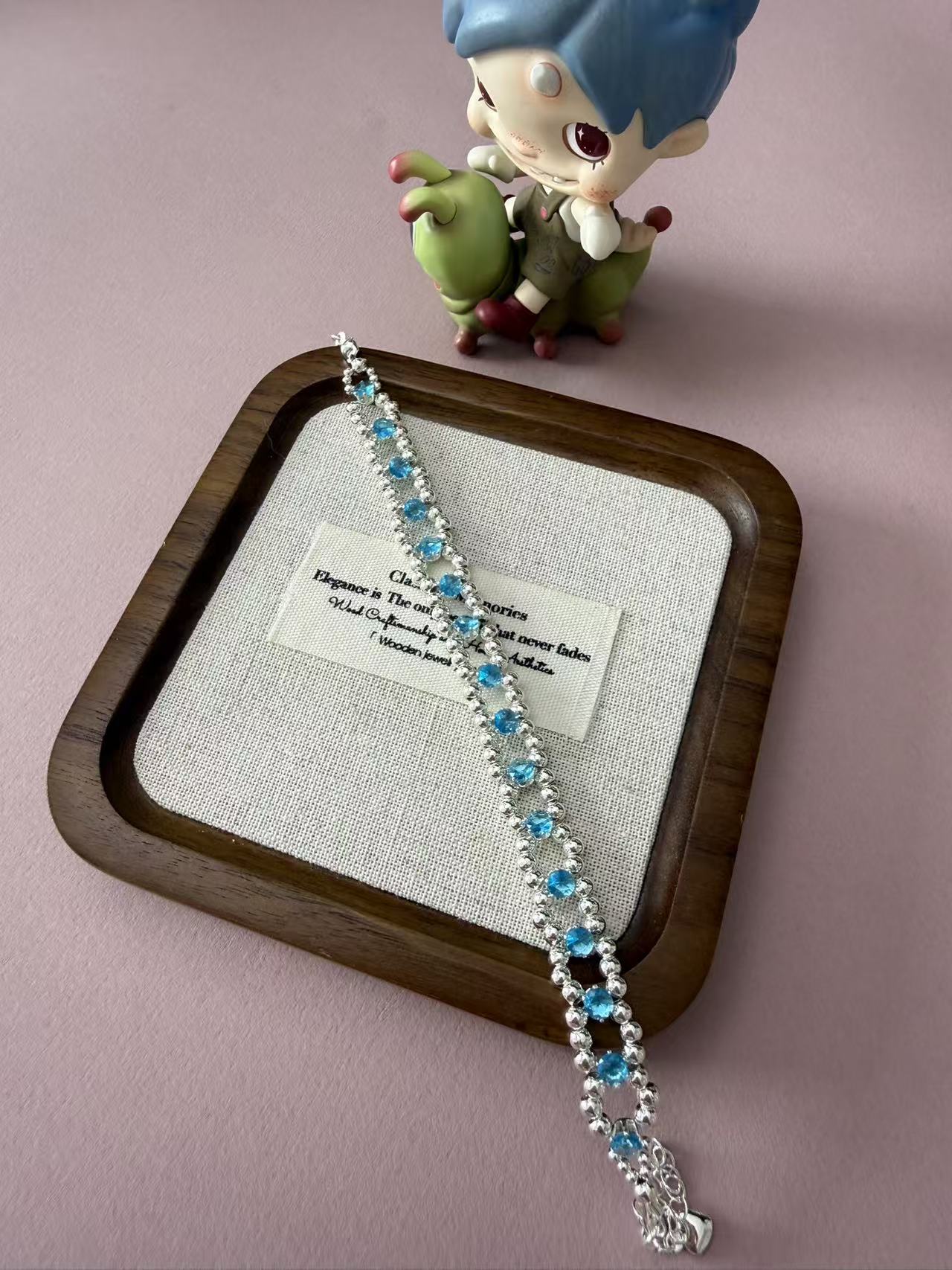 Blue Crystal Lace-Style Choker Necklace | Silver Tone Handmade Short Neck Chain for Women 0001