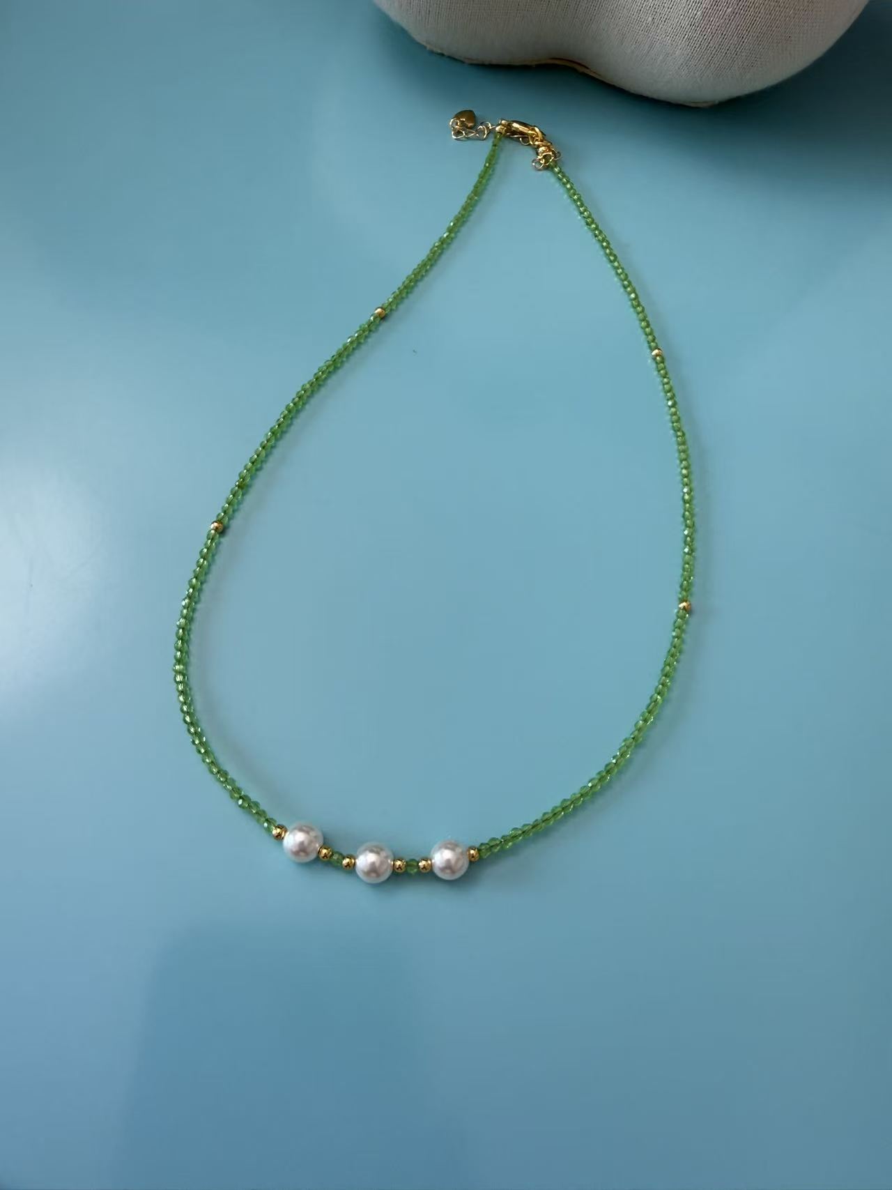 Olive Green Faceted Crystal Beaded Necklace with Pearls | Adjustable Gold Plated Choker N03