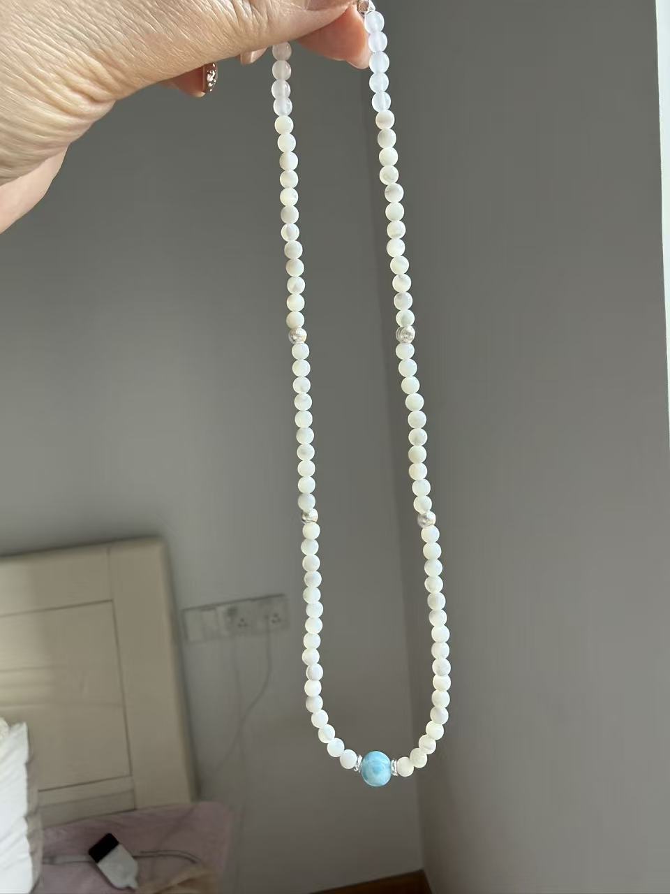 Larimar Center Bead White Shell Beaded Choker Necklace N33