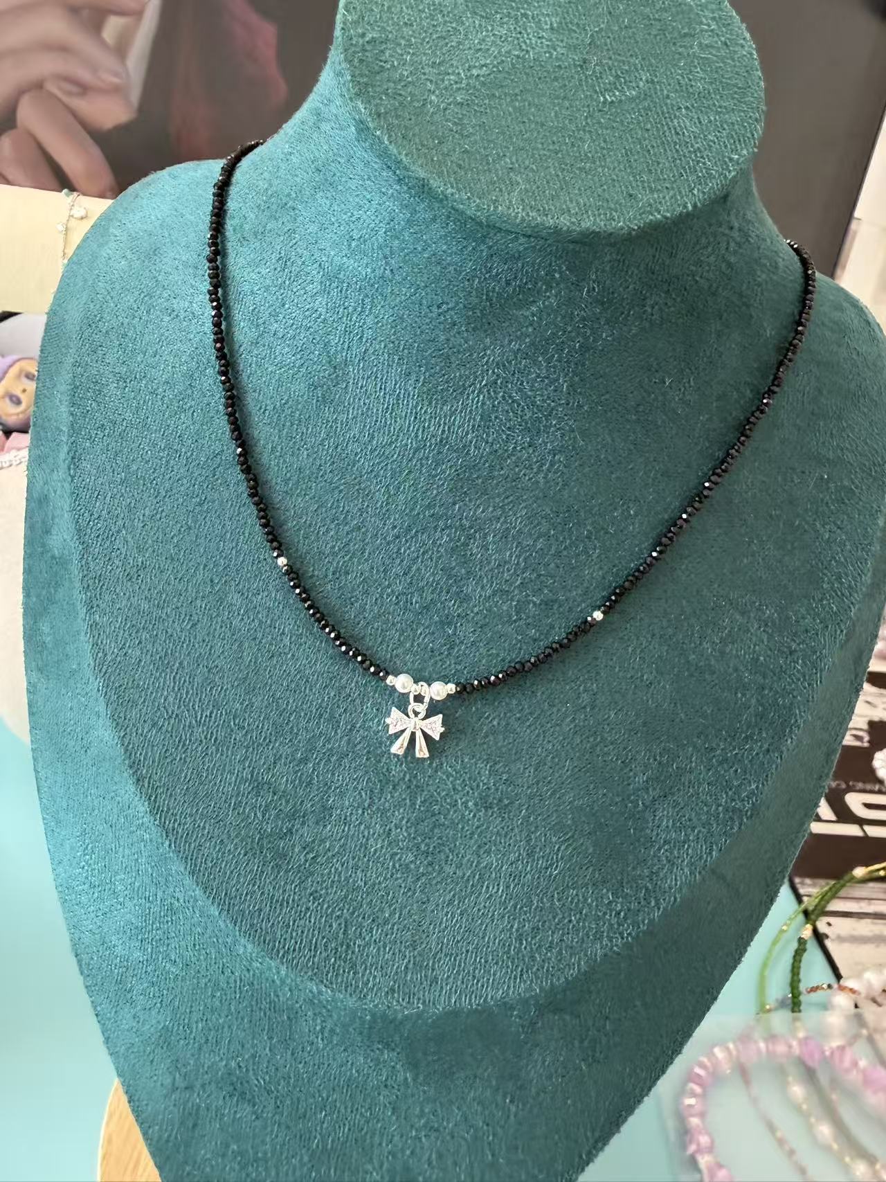 Dainty Black Spinel Beaded Choker with Silver Bow Charm | Adjustable Necklace for Women N92