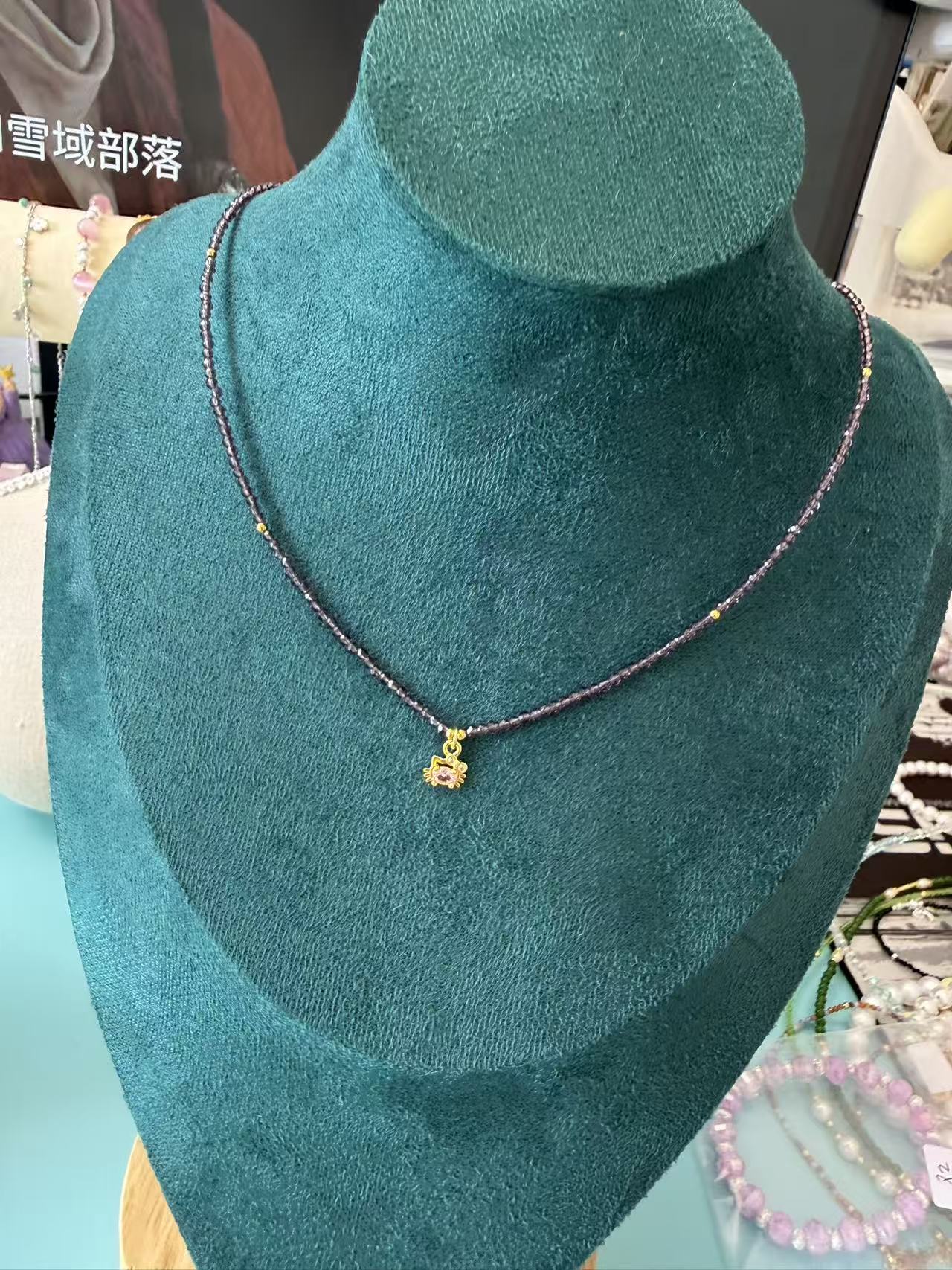 Purple Faceted Crystal Beaded Necklace with Gold Crab Charm | Adjustable Choker N56