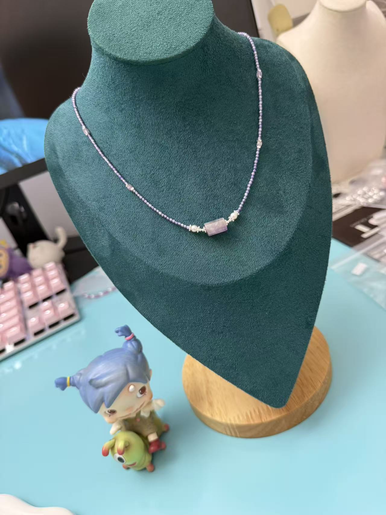 Amethyst Beaded Choker with Barrel Charm | Adjustable Silver Plated Necklace N55