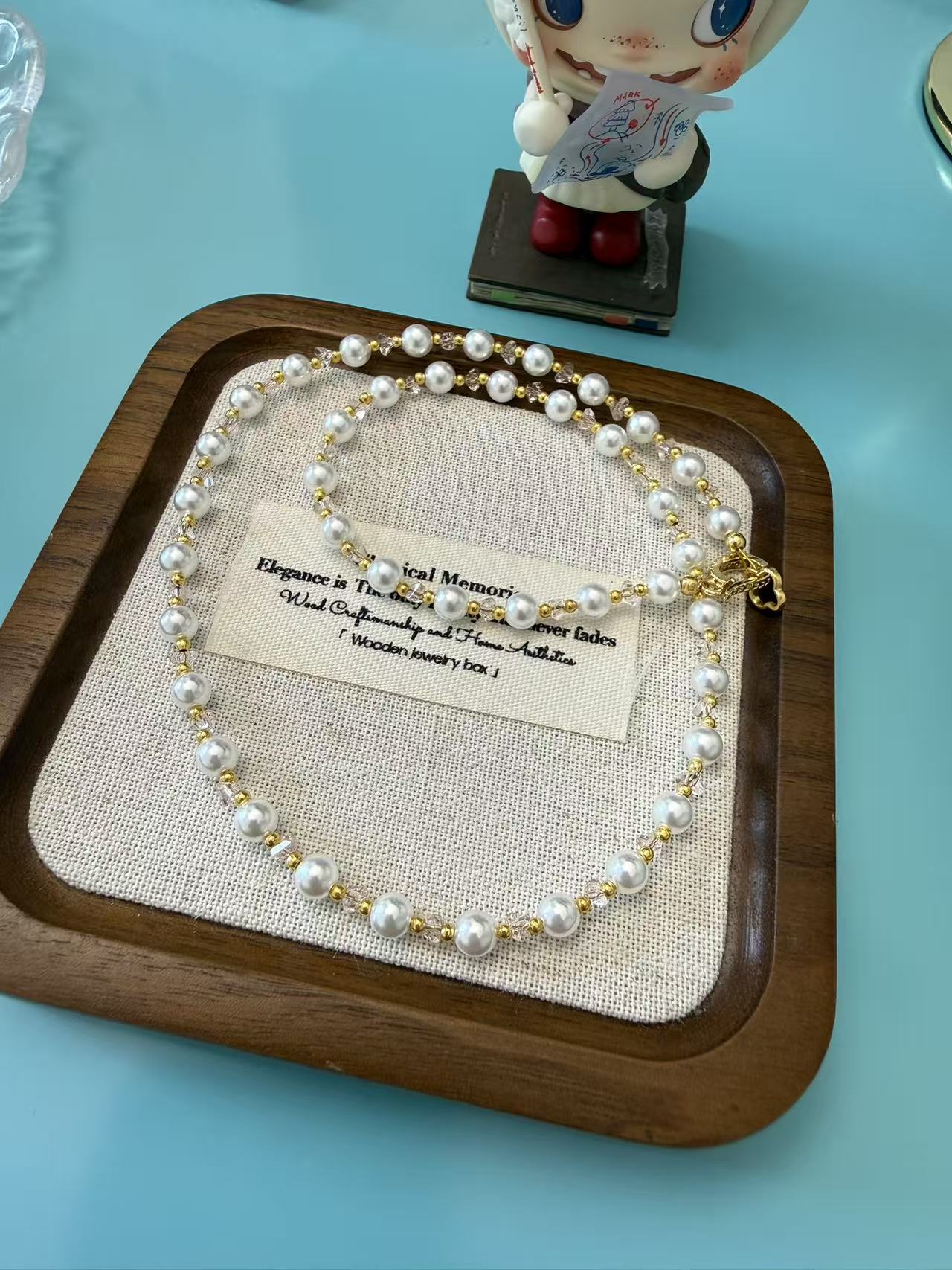 White Pearl Necklace with Pink Faceted Crystal Accents | Gold Plated Choker N34
