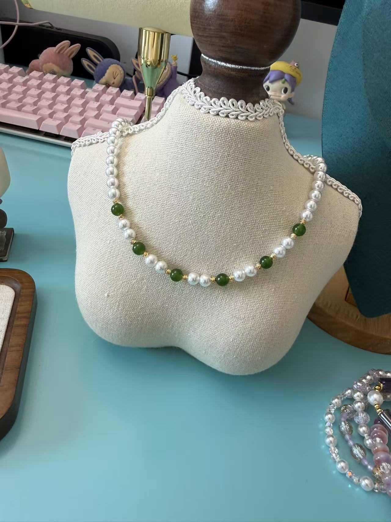 Imitation Pearl Necklace with Green Hetian Jade Beads | Gold Accent Choker N41