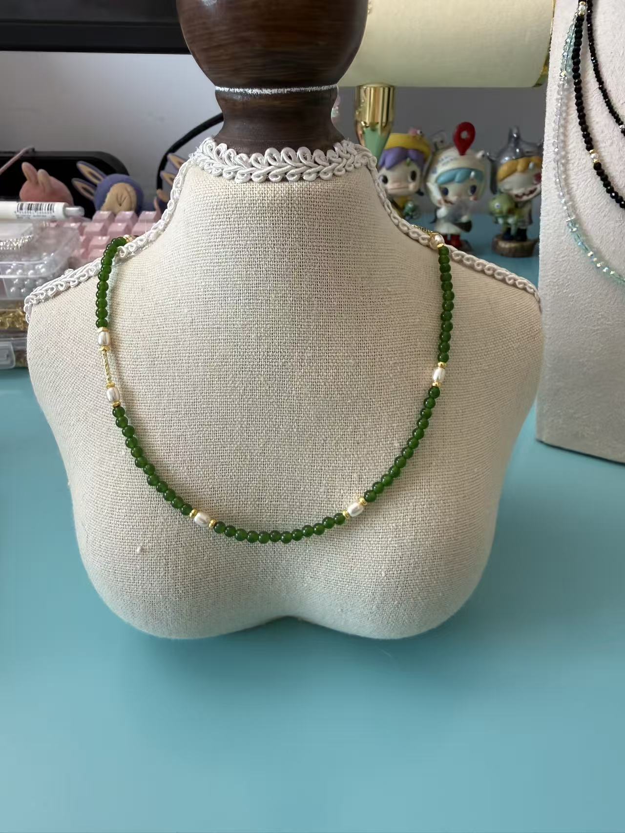 Deep Green Jade Beaded Choker with Freshwater Pearl Accents | Gold Plated Necklace N50