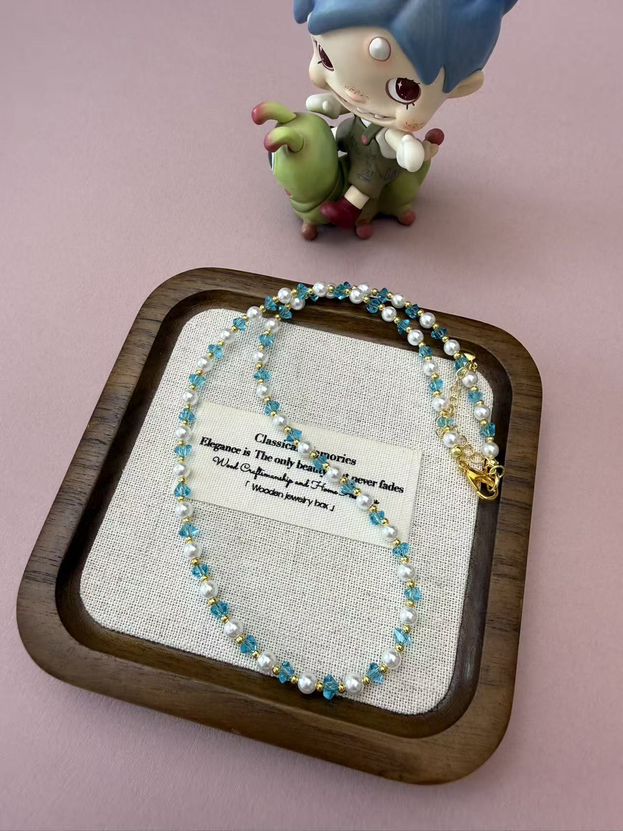 Blue Crystal & Imitation Pearl Beaded Necklace | Gold Plated Adjustable Choker N65