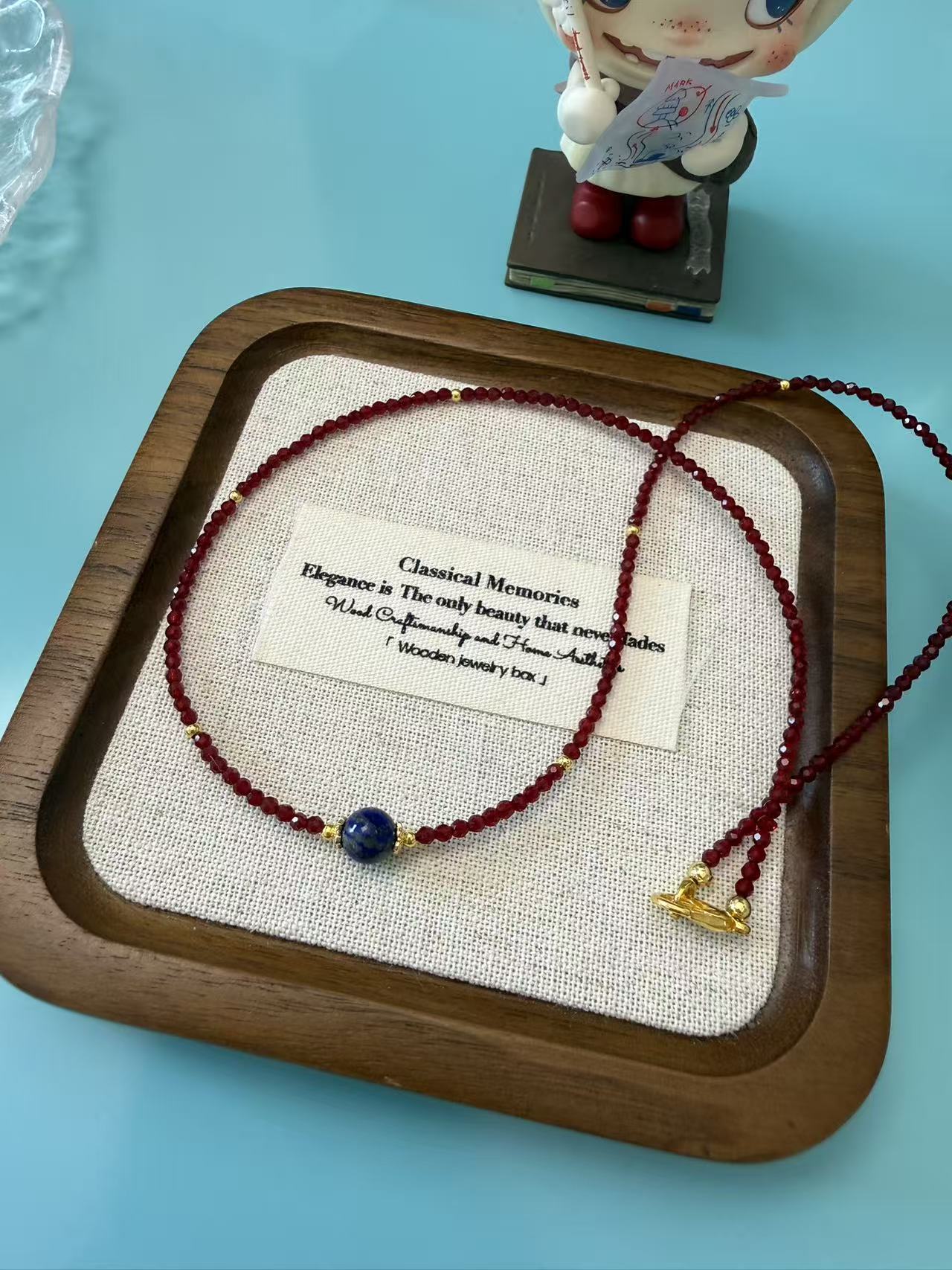 Red Faceted Crystal Choker with Blue Stone Center Bead | Gold Accent Necklace N15