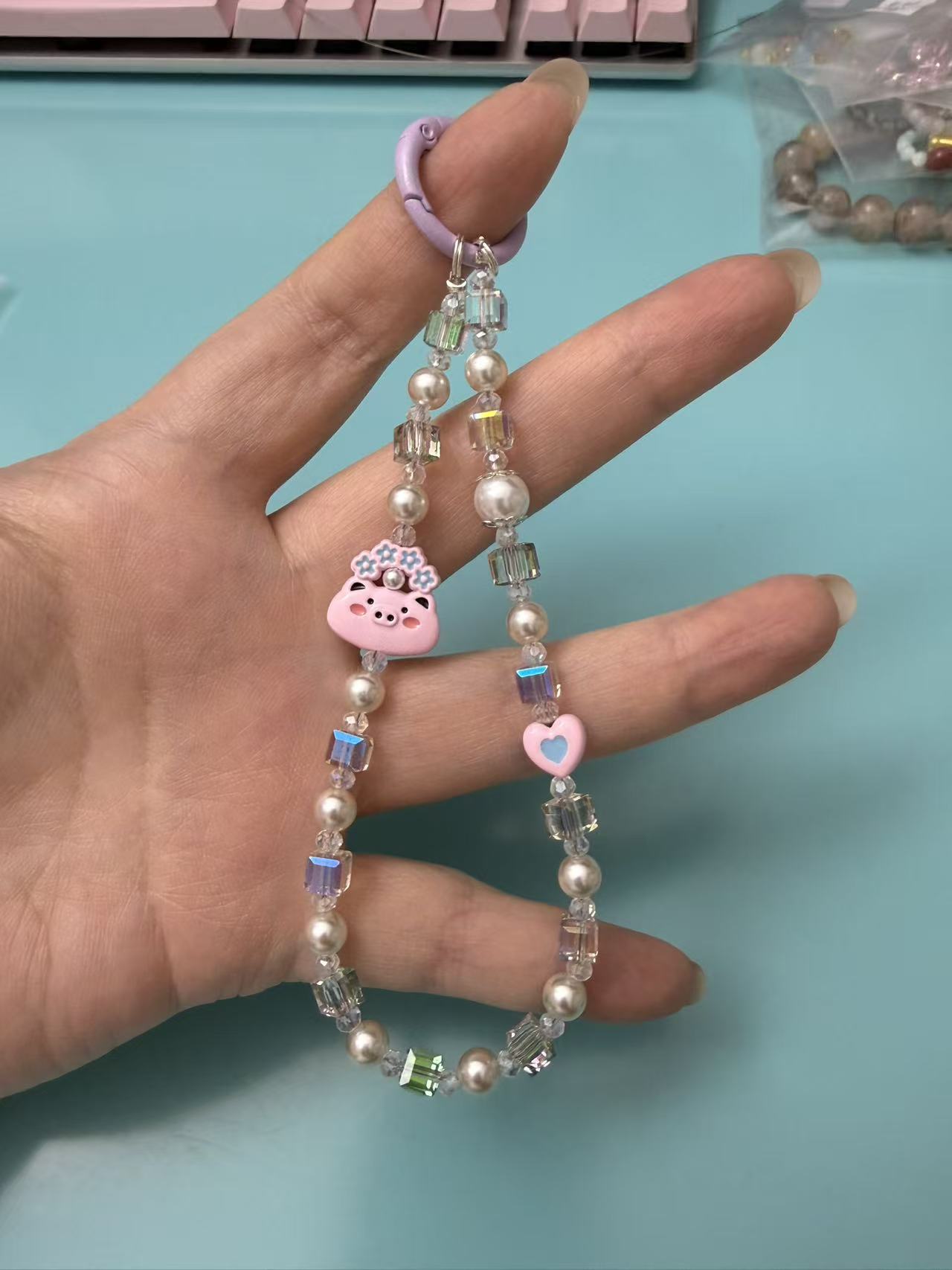 Cute Pink Pig Beaded Phone Charm - Kawaii Crystal & Pearl Anti-Lost Wrist Strap P05