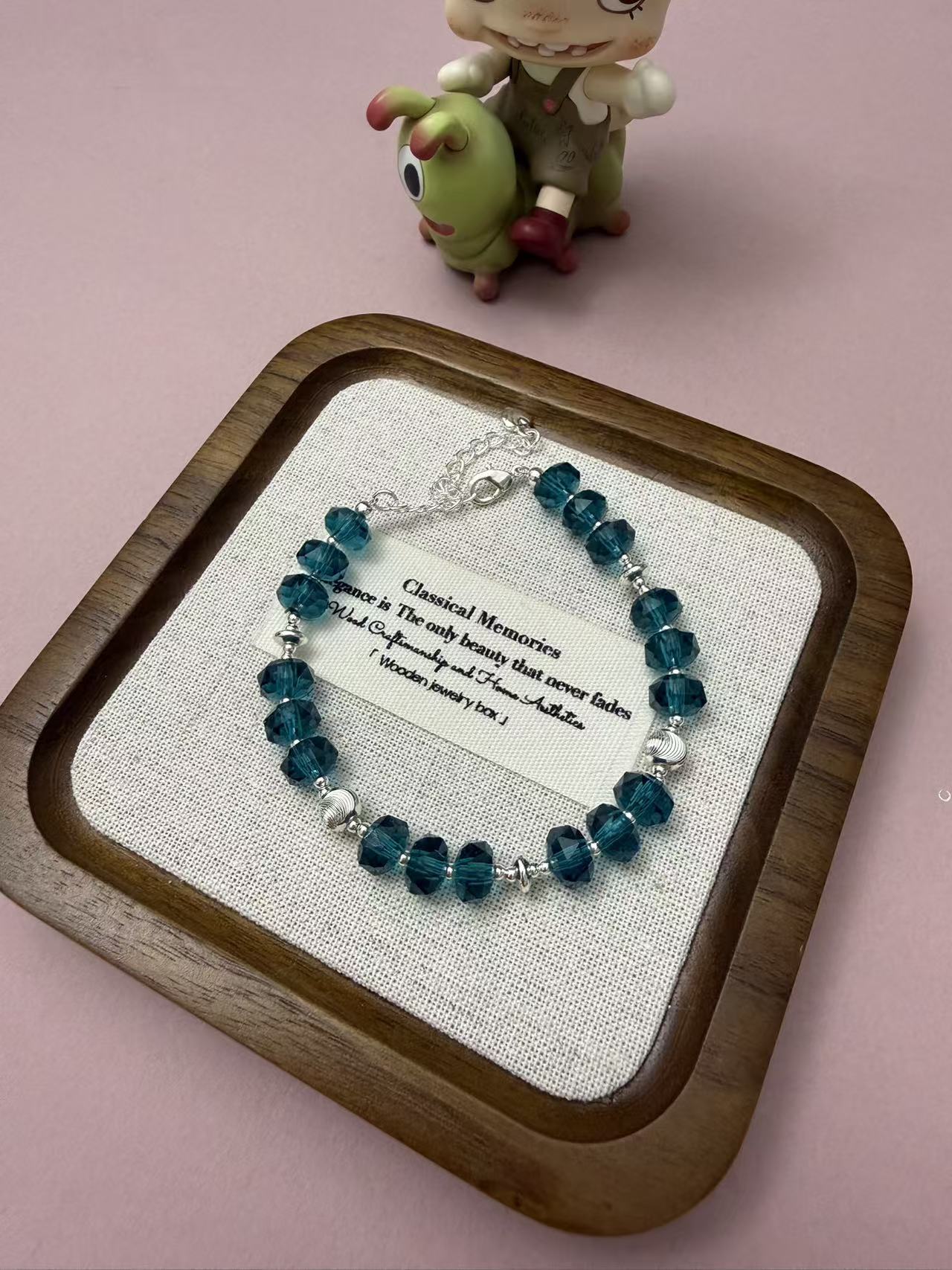 Dark Teal Faceted Crystal Beaded Bracelet | Silver Plated Adjustable Bracelet with Shell Charm for Women B348