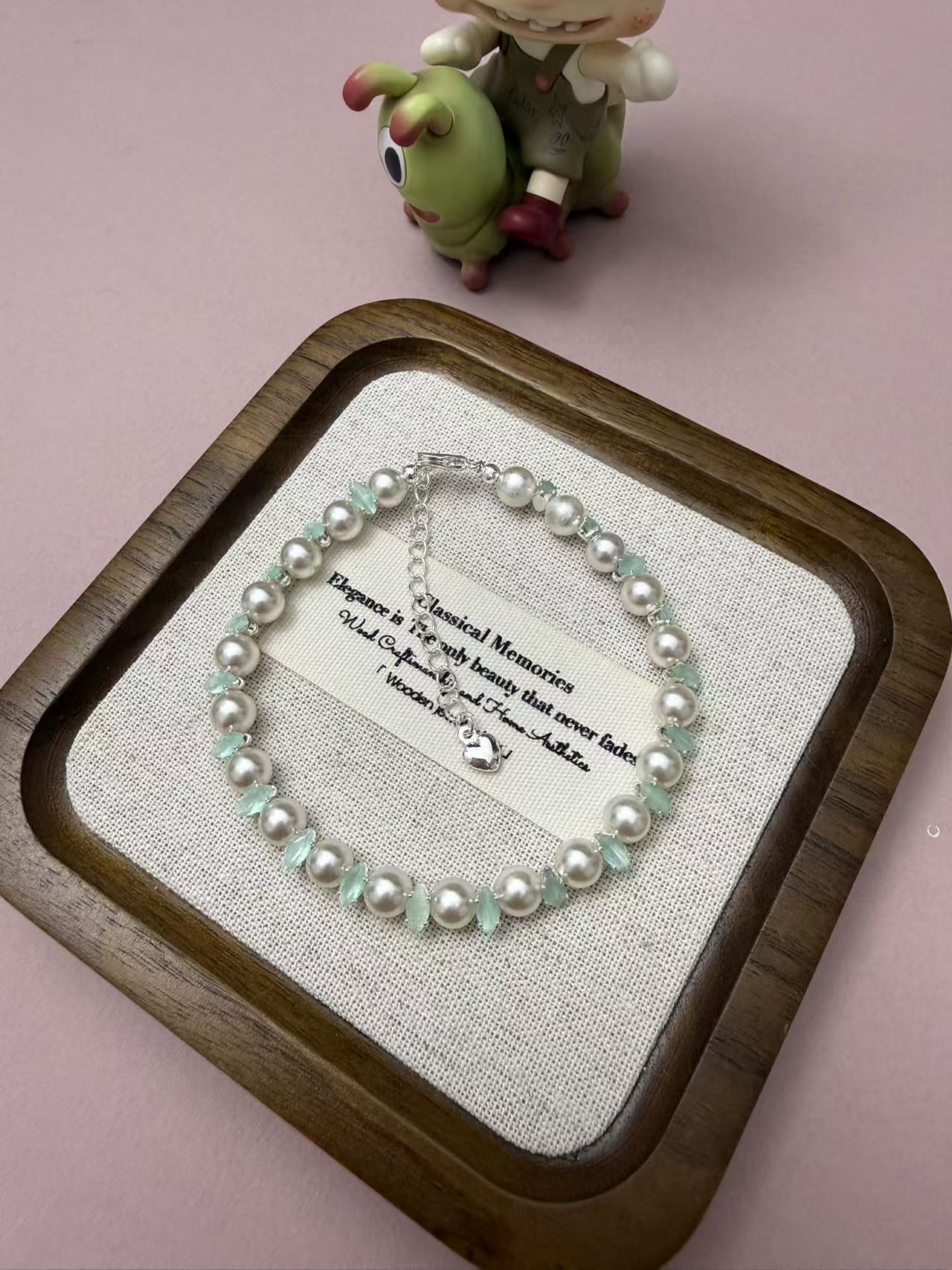 Mint Green Crystal & White Pearl Beaded Bracelet | Silver Plated Heart Charm Adjustable Bracelet for Women B346
