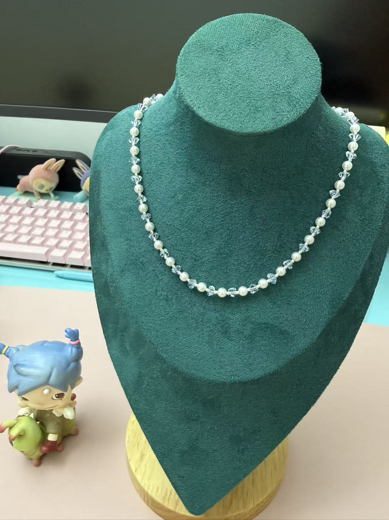 Dainty Pearl & Crystal Beaded Choker Necklace | Adjustable Delicate Clavicle Chain for Women N00104