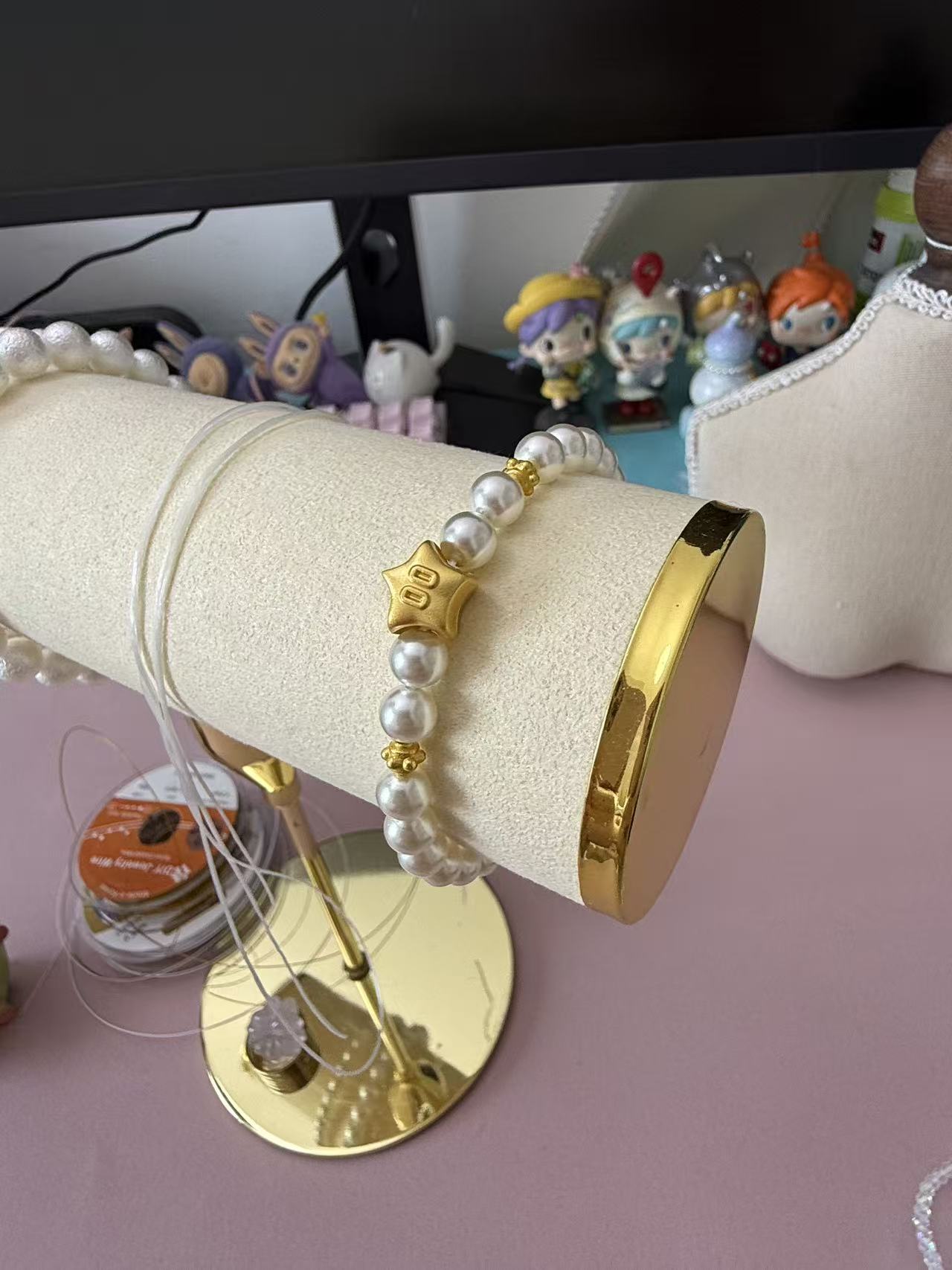 Dainty Faux Pearl Beaded Bracelet with Gold Star Charm for Women B