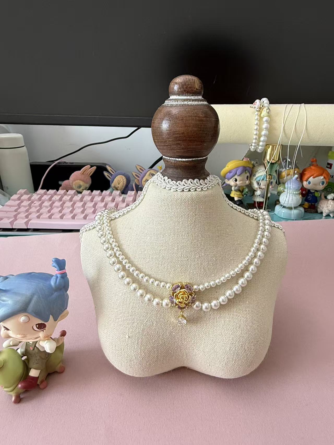 Double Layer Graduated Pearl Necklace with Gold Rose & Cubic Zirconia Pendant for Women N108