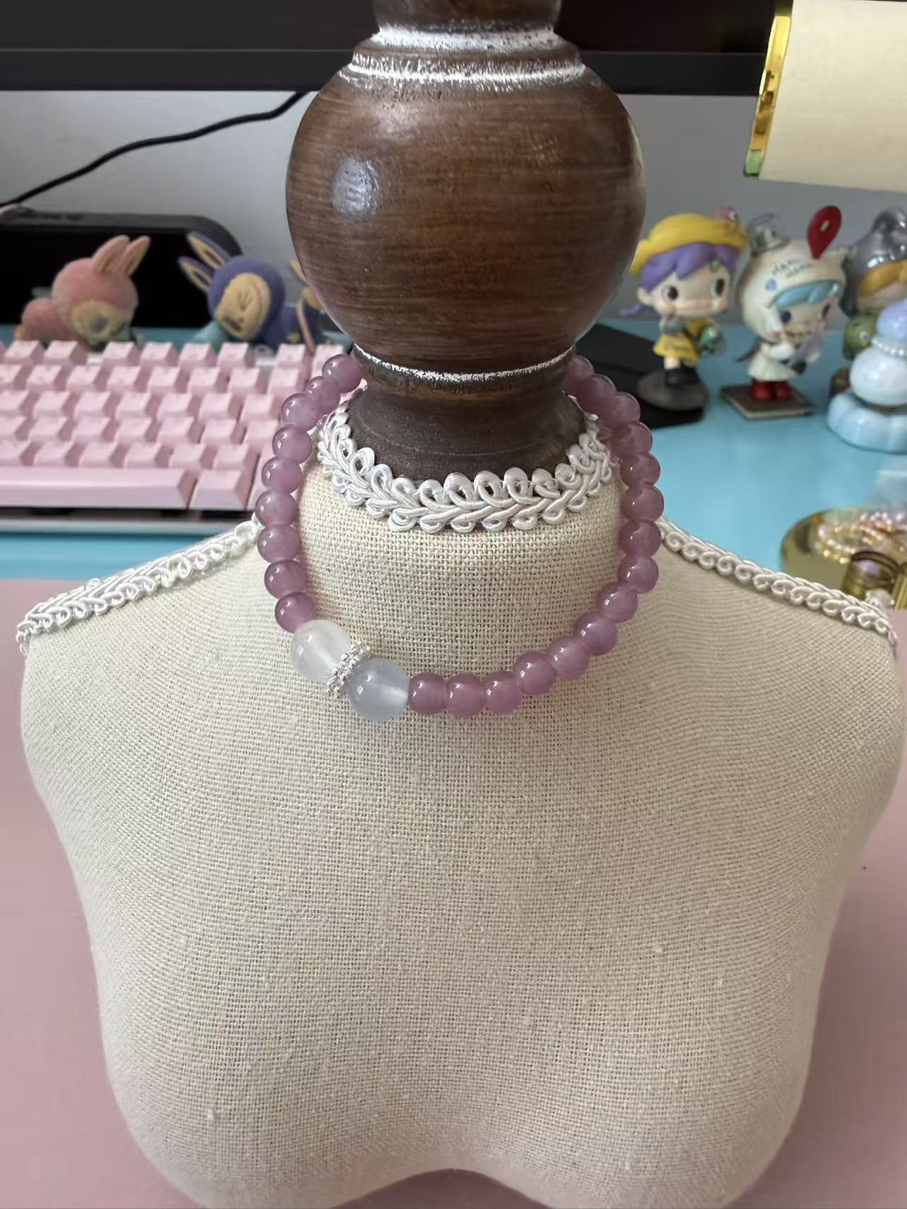 Lavender Purple Crystal Beaded Bracelet with Cat's Eye Accents - Dainty Healing Stackable Jewelry B374