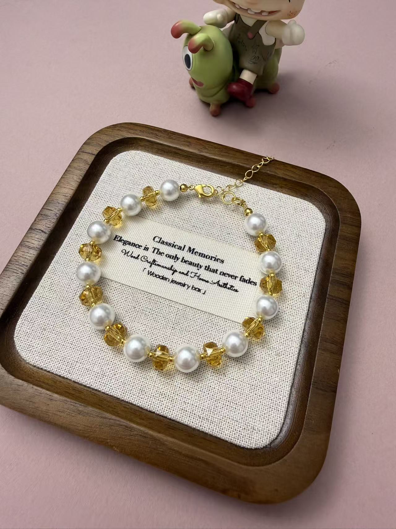 Dainty White Pearl & Gold Cube Crystal Beaded Bracelet - Adjustable Gold Heart Charm Bracelet for Women B297