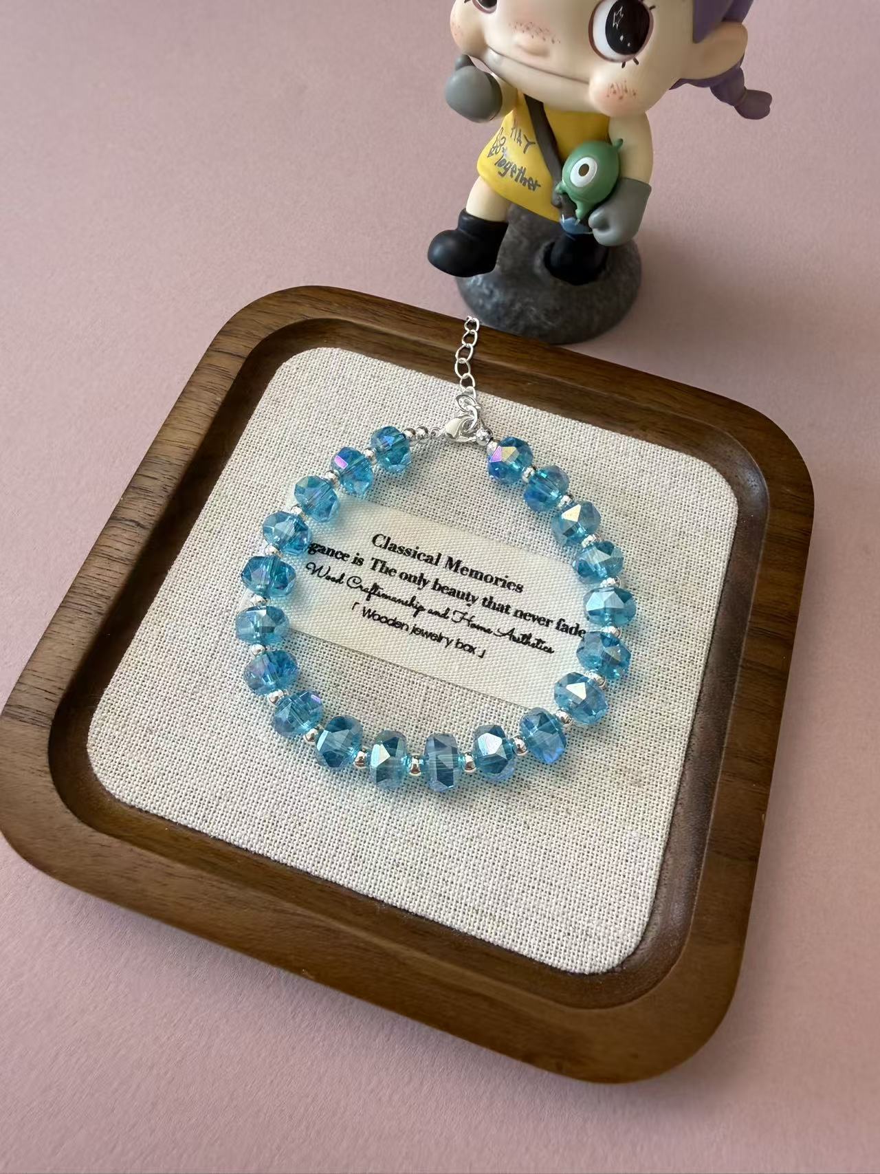Sparkly Faceted Blue Crystal Beaded Bracelet - Adjustable Ocean Blue Dainty Jewelry for Women B390