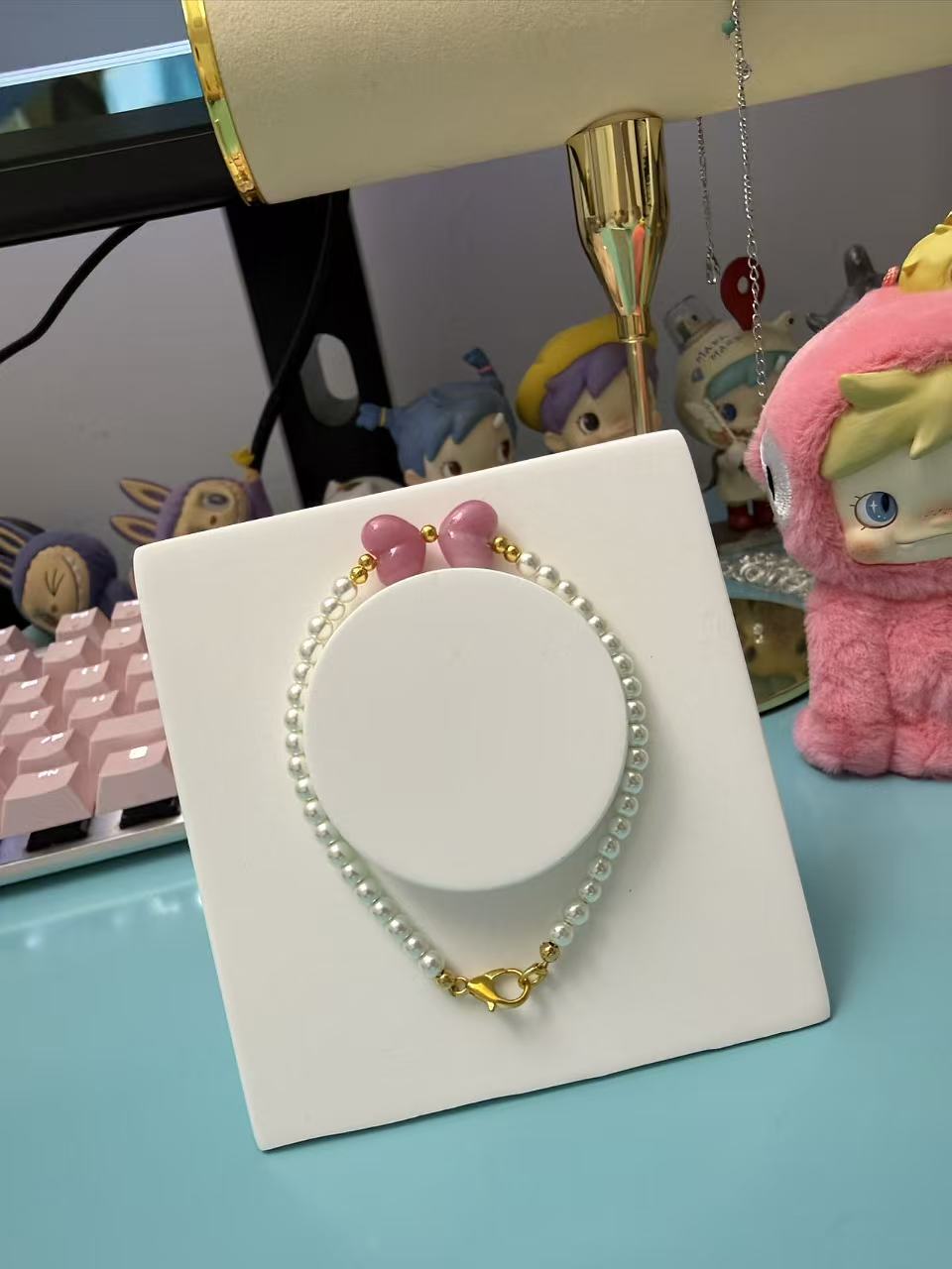 Dainty Pearl Bracelet with Pink Heart Charms - Gold Accent Beaded Bracelet for Women B107