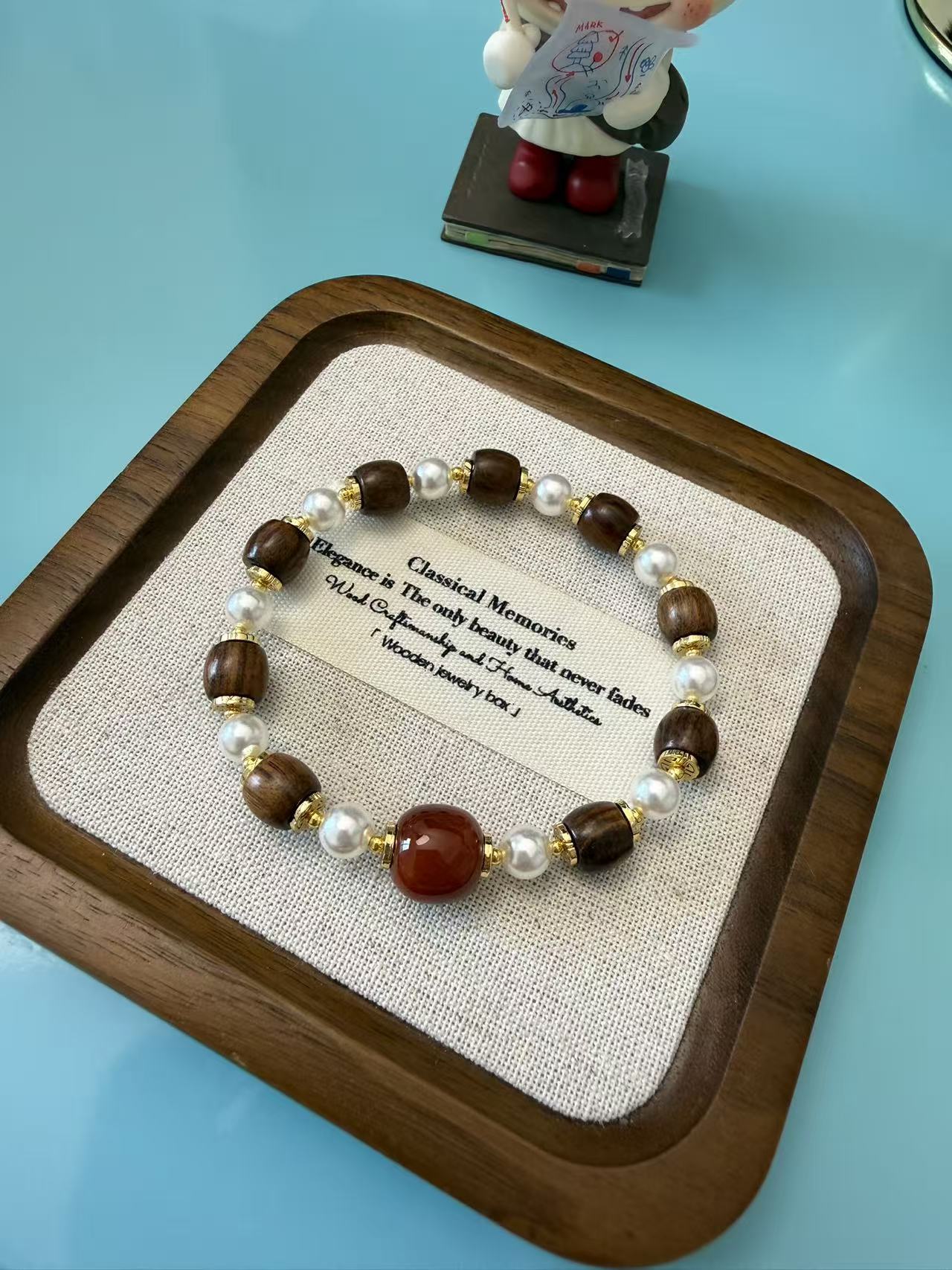 New Chinese Style Red Agate, Wood & Pearl Beaded Bracelet - Elegant Stackable Jewelry B05