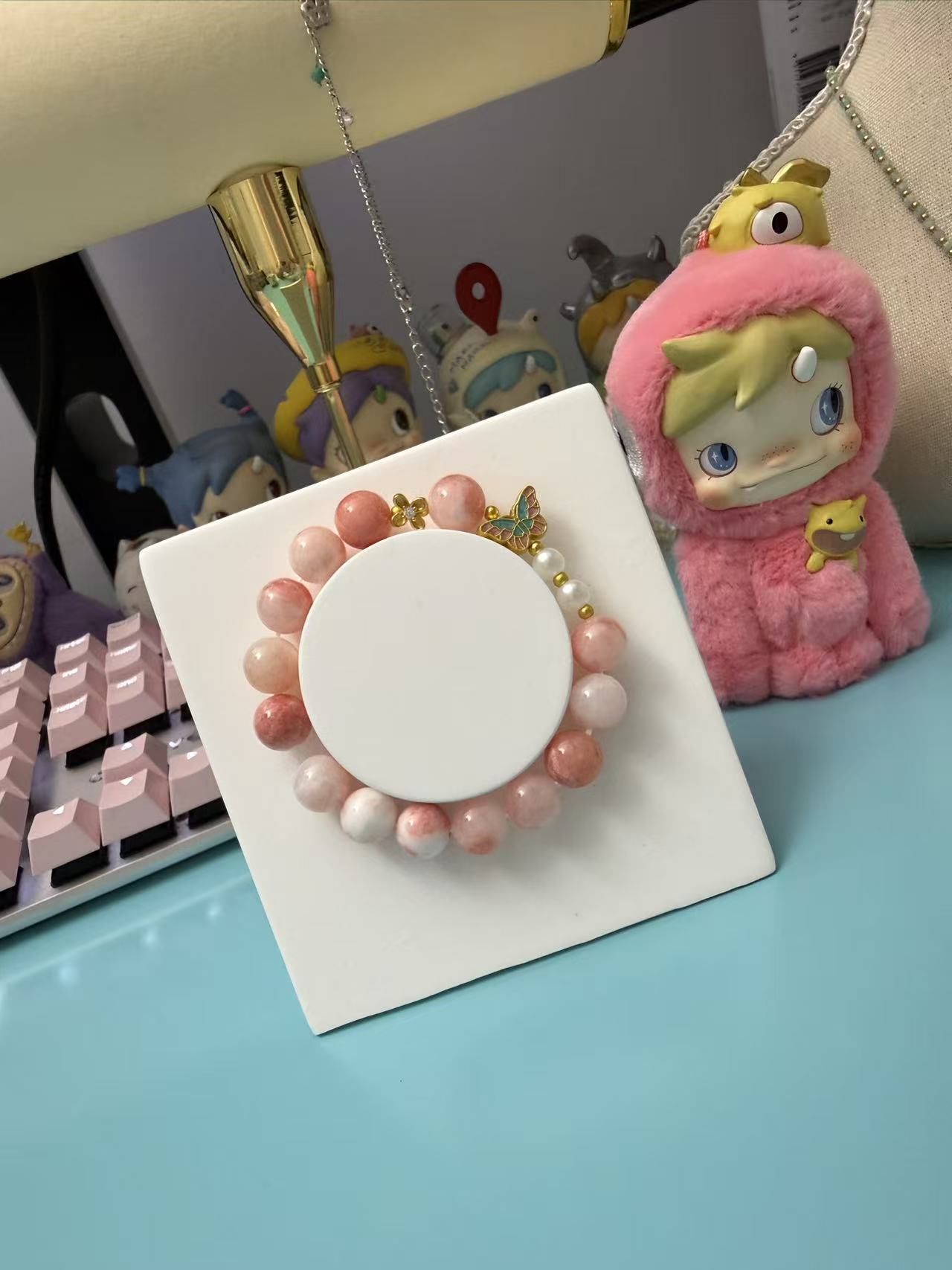 Pink Gradient Stone & Pearl Bracelet with Enamel Butterfly Charm - Elegant Spring Jewelry B166
