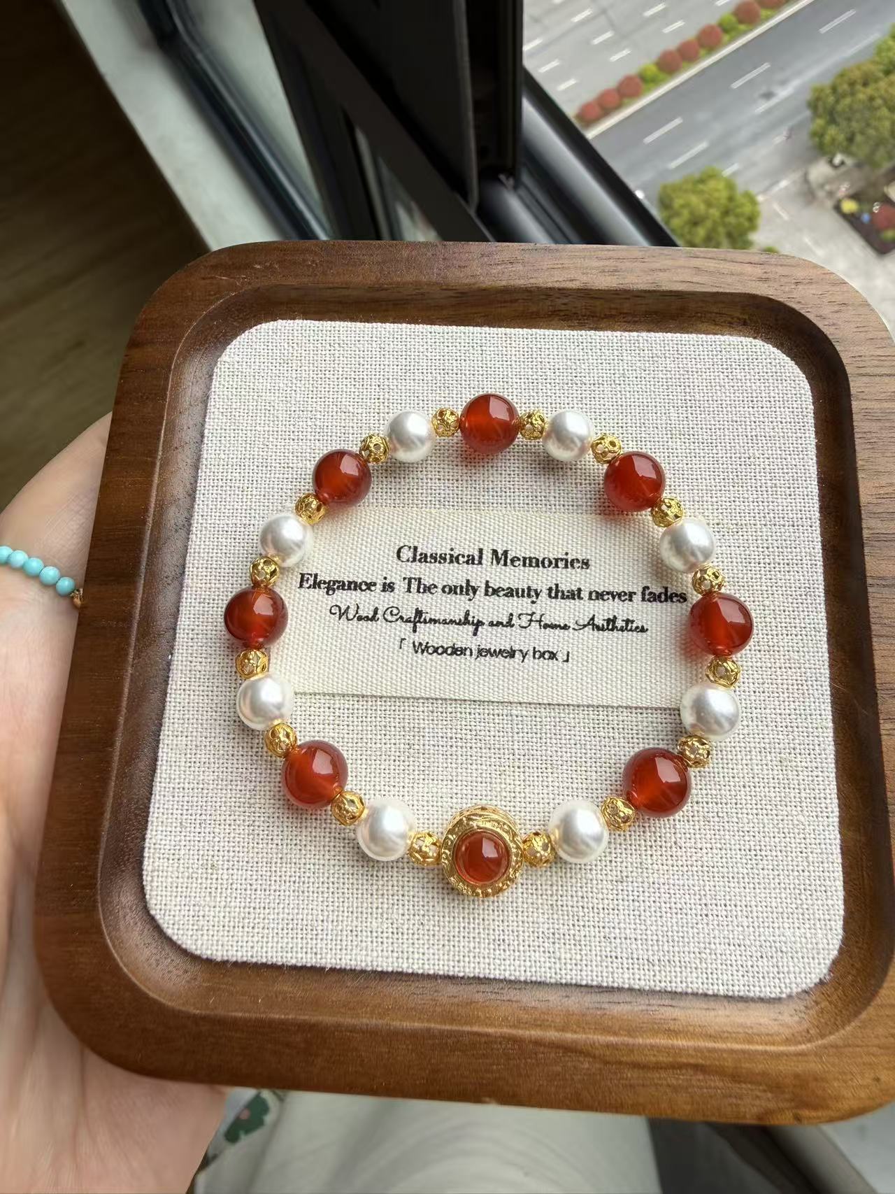 Vintage Red Agate & Pearl Beaded Bracelet | Gold Accent Gemstone Jewelry B14