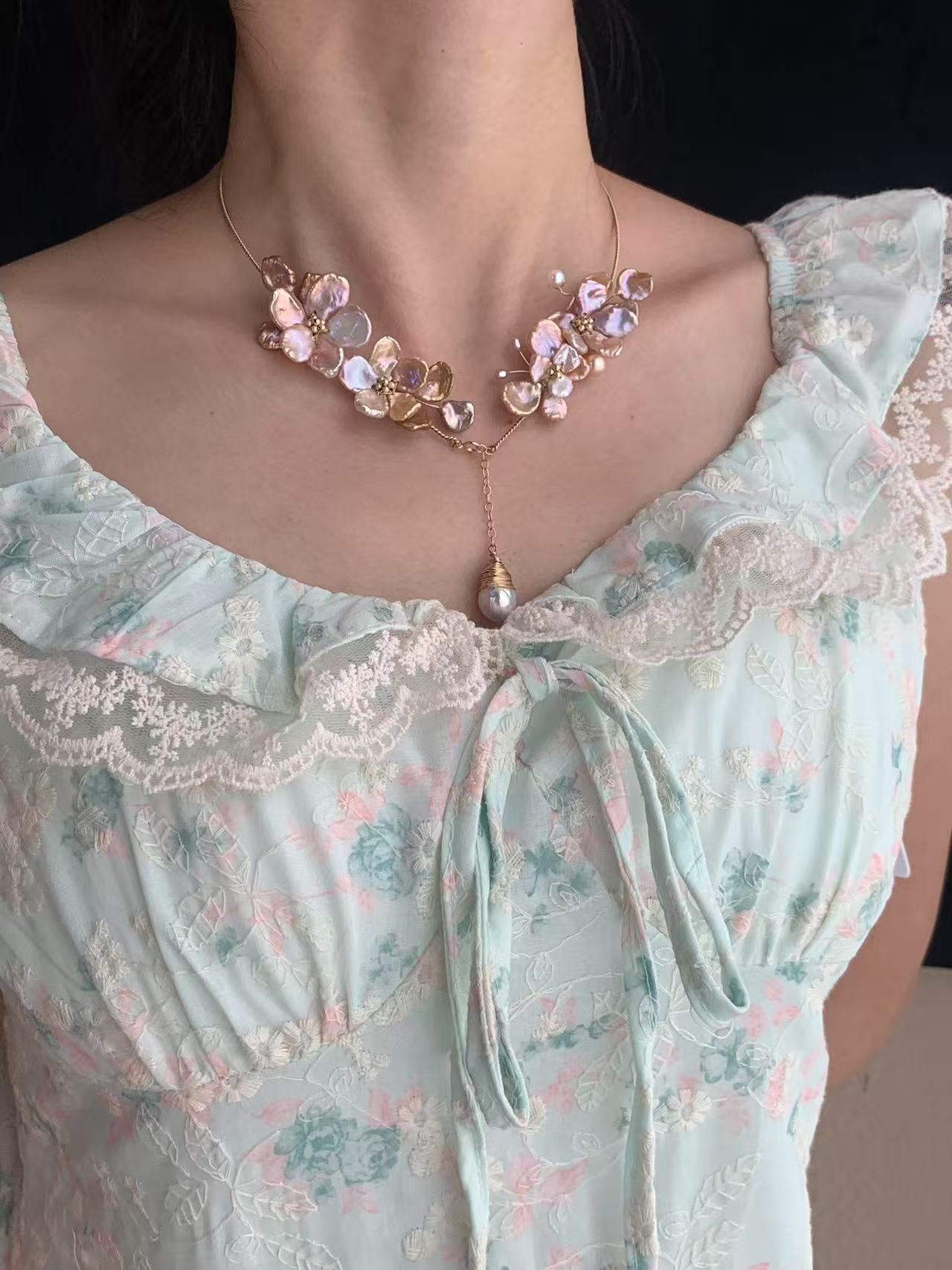★ENGBROX★ annie pearl flower necklace EBNL24028WH Handmade flower pearl necklace - annie-jewelry.com